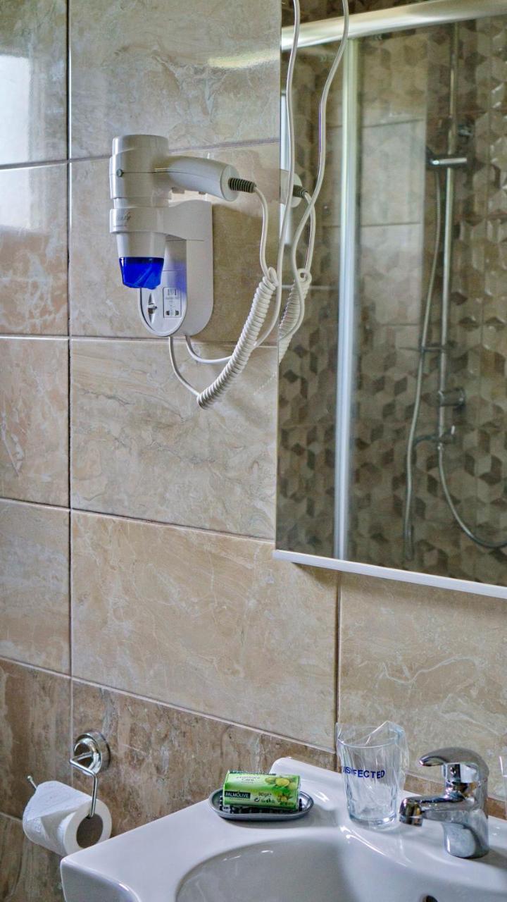 Apartments Pravica Требинье Экстерьер фото