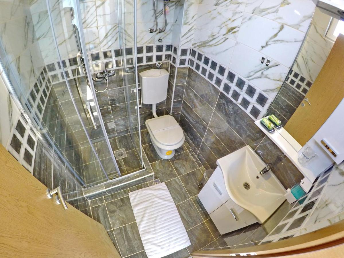 Apartments Pravica Требинье Экстерьер фото